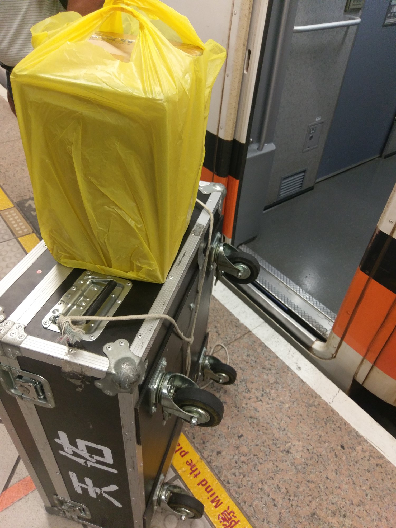 中都戲院公共電視拍片｜液晶電視租賃、投影機
